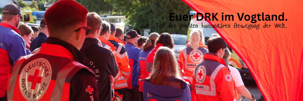 Rückansicht eines Gruppenfotos Bergwacht/Rettungsdienst.